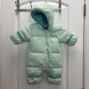Columbia Snuggly Bunny Bunting – Mint – Infant Size 0–3 Months